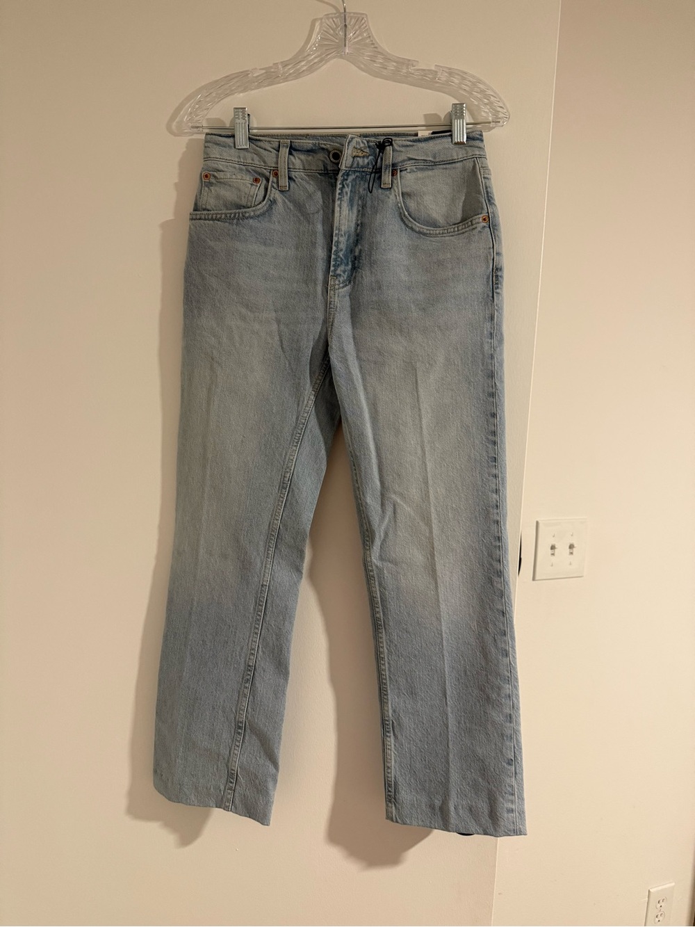 Zara The ZW Bootcut Ankle Leg Jeans Light Wash Women’s Size 4 / EU 36 NWT